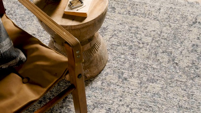 Tapete decorativo Loloi 7'x10' beige y dorado miniatura 7