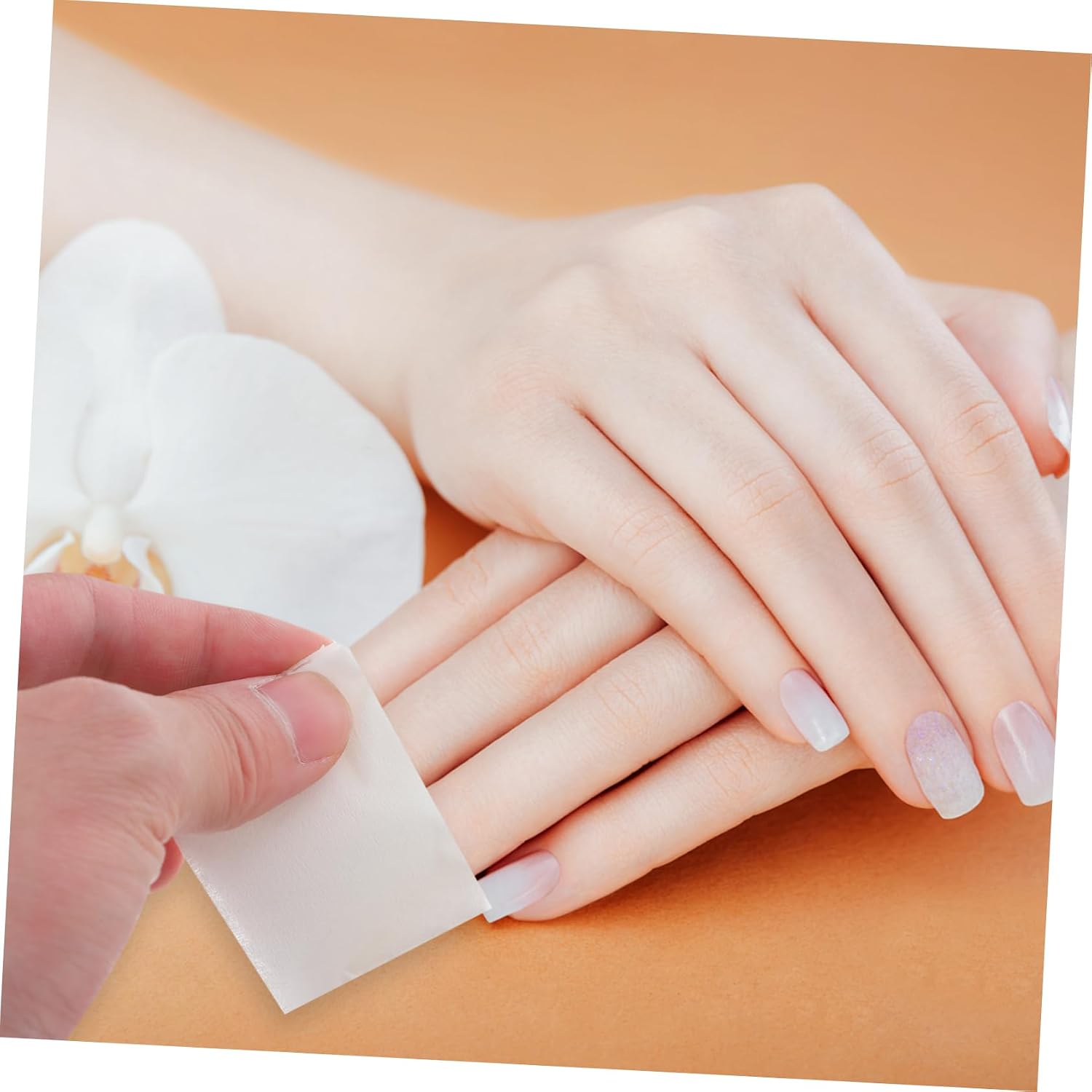 500pcs Disposable Roll Non-woven Nail Polish Remover Wipes for Manicure Supplies for Home and Salon Use Strong Absorbency and No Lint White
