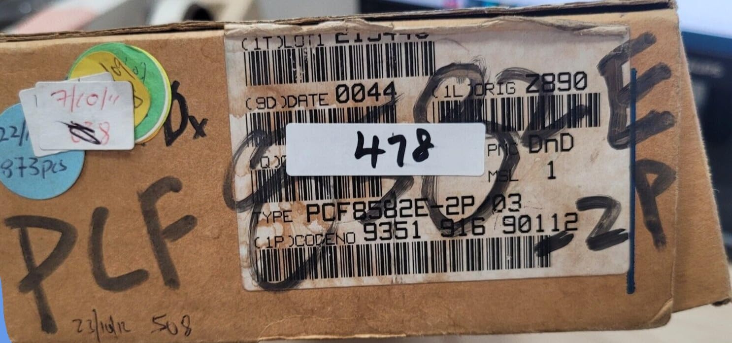 (1 PC) PCF8582E-2P/03 Compatible with Philips