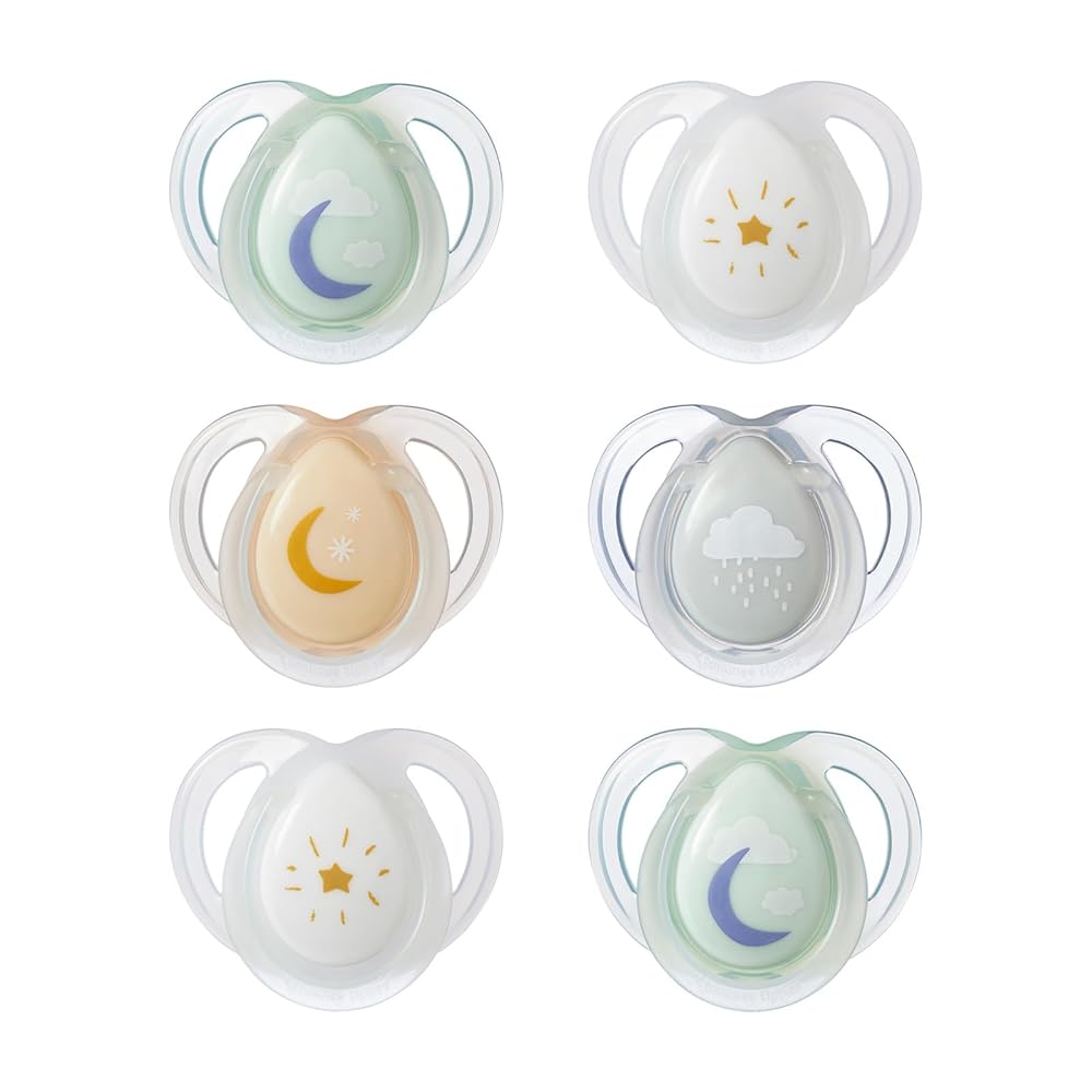 Tommee Tippee Night Time Pacifier, 0-6 Months, Symmetrical Silicone Baglet, BPA-Free Binkies, Glow in The Dark Technology, Blue Pastels, Pack of 6