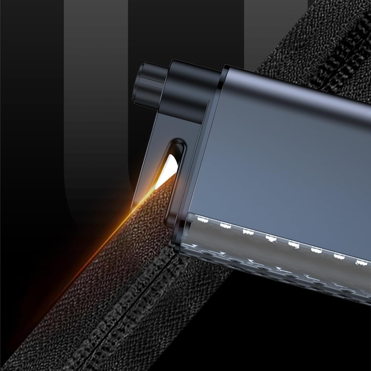 Car Escape Tool with Torch & Window Hammer – for Nighttime & Emergency Situations