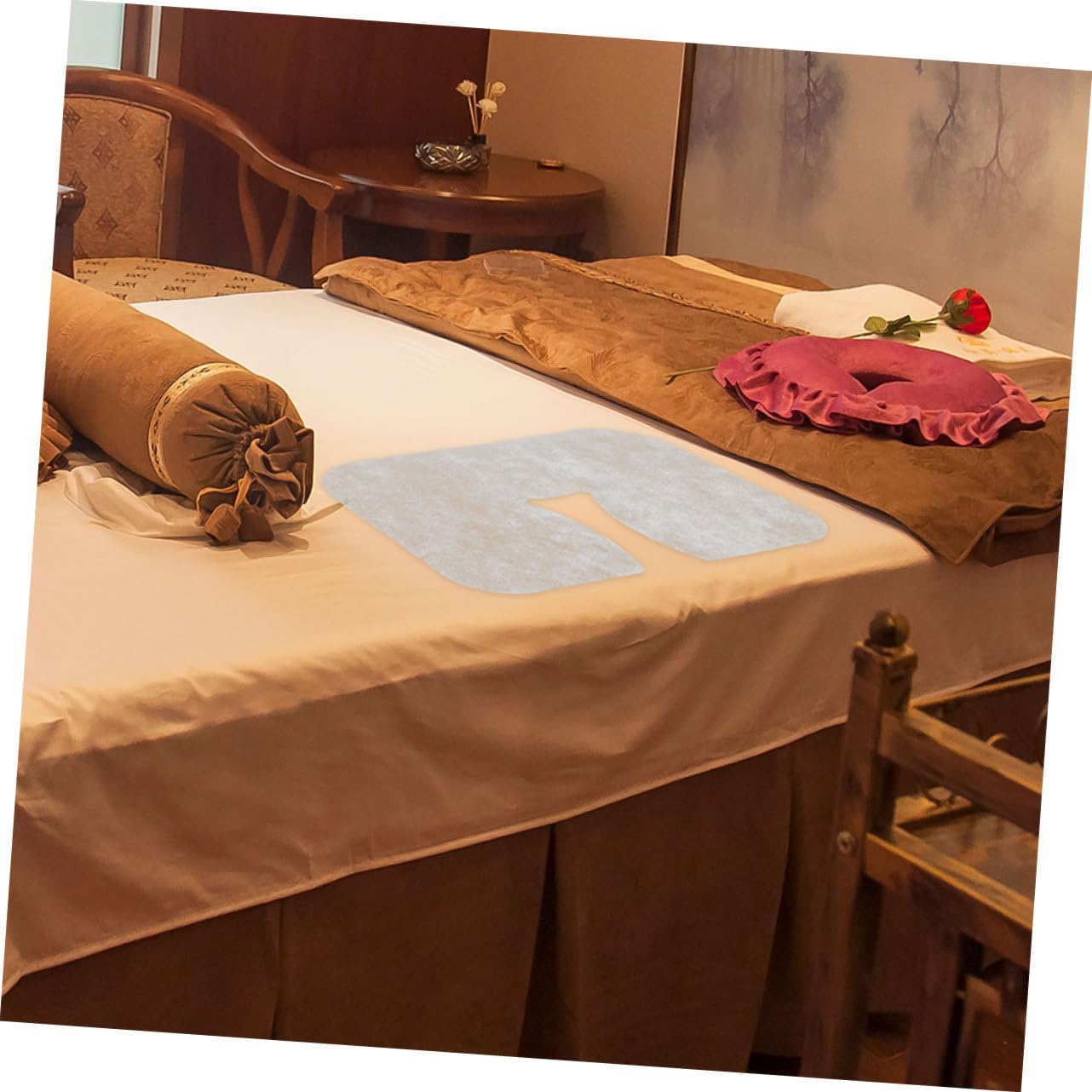 300pcs Massage Bed Disposable Sheets with Face Hole Non-woven Covers Facial Pad Beauty Salon Bed Sheet for Spa Salon Massage Therapy