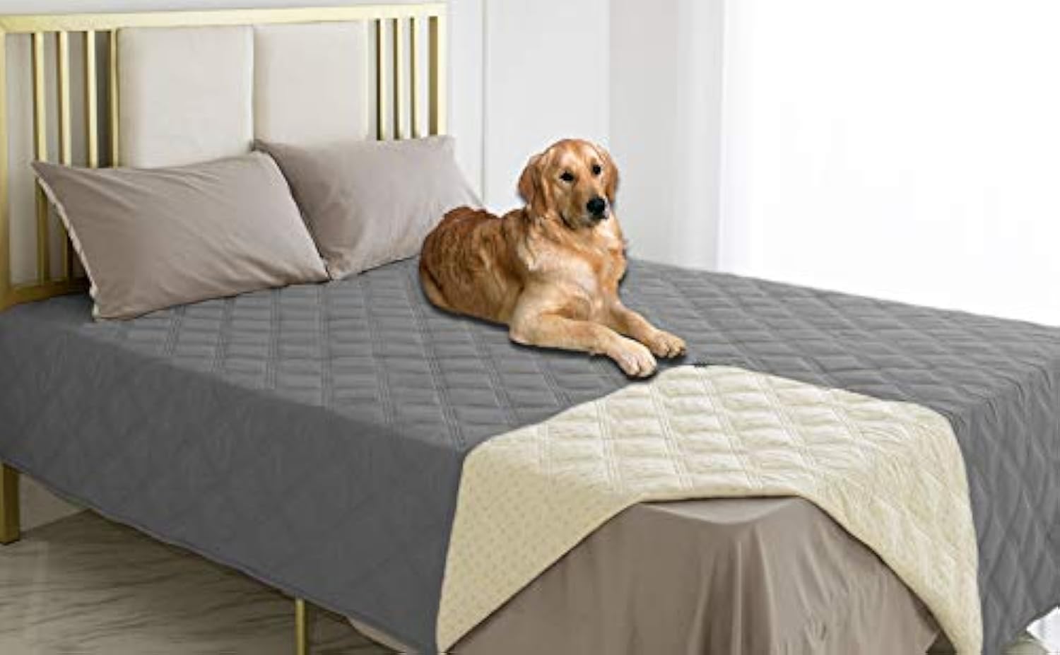 Ameritex Waterproof Dog Bed Cover, Pet Blanket with Non-Slip Backing, for Furniture, Bed, Sofa — image 1