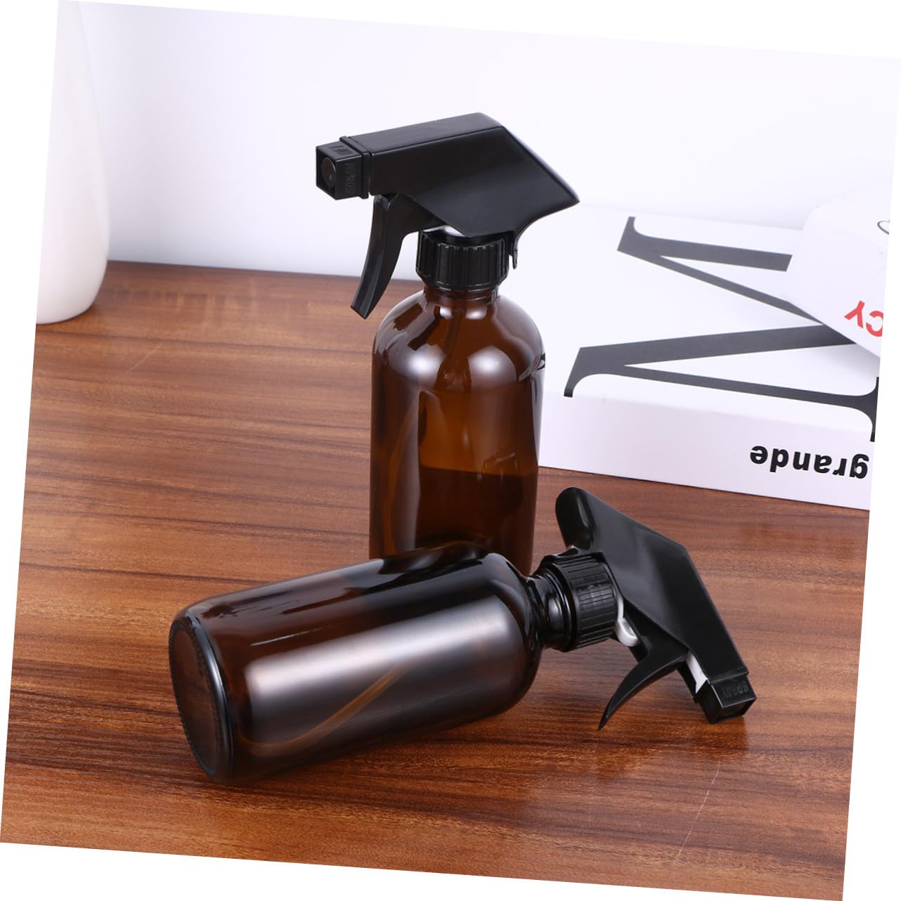 Alipis Braune Sprühflaschen Nachfüllbare Wassersprüher 250 Ml 4 Stück aus Glas Einfach zu Bedienen und Zeitsparend für Reinigung und Friseursalon