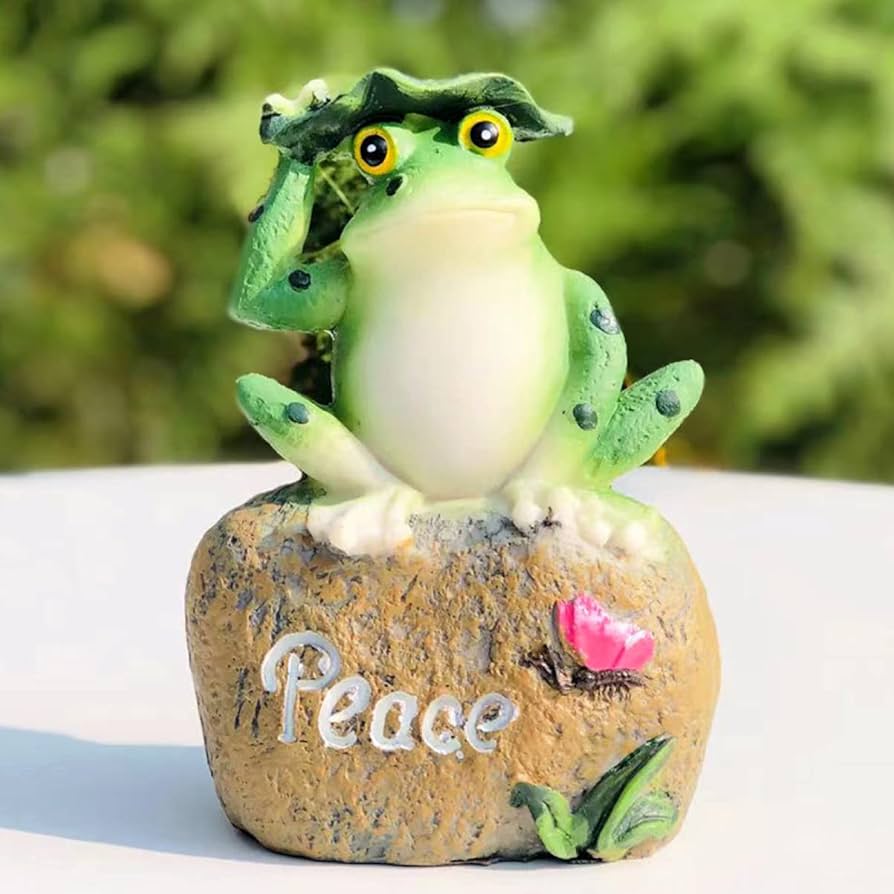 Amazon.co.jp: [KMBIGNK] カエル 置物 オブジェ 蛙 デザイン08 置き物 Freesize 寝そべっているカエル  インテリア雑貨 樹脂 雑貨 蛙のオブジェ かわいい 風水置物 玄関 ガーデン 石に乗ったカエル おしゃれ 人気 お祈り お守り 商売繁盛 無病息災  魔除け 厄除け ...