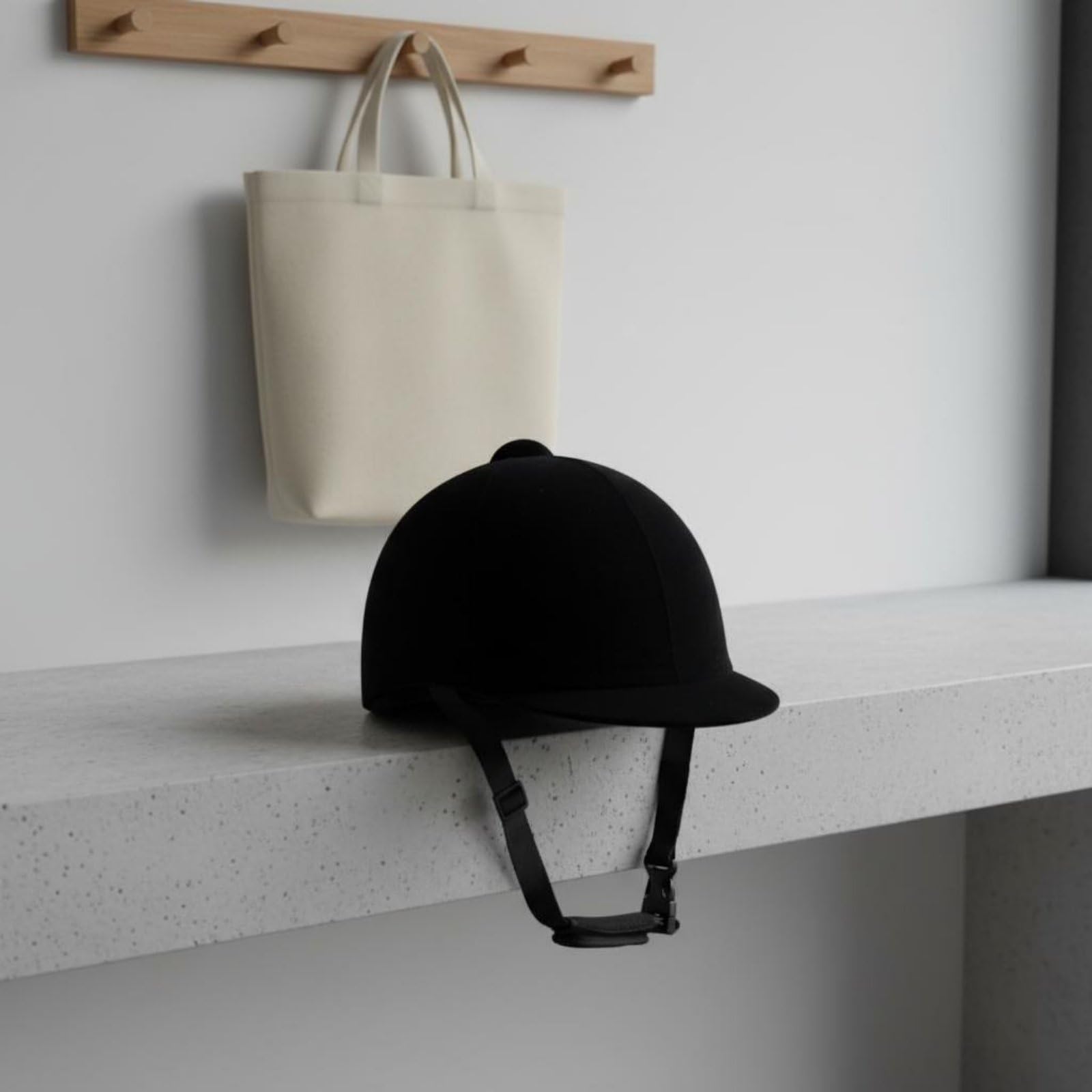 Amagogo Casco Equitazione Velluto Morbido con Fibbia Regolabile Protezione Testa Traspirante da con Sottogola Adatto Uomo Equitazione Classica