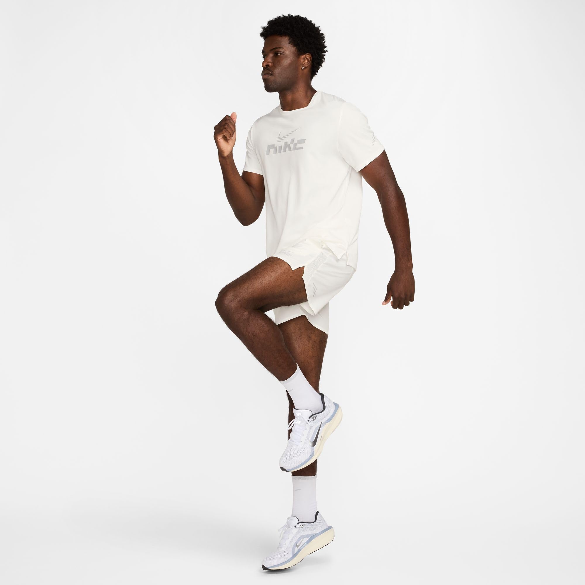 Nike Challenger Flash Dri-Fit spodenki do biegania dla mężczyzn (ok. 13 cm), IB4129