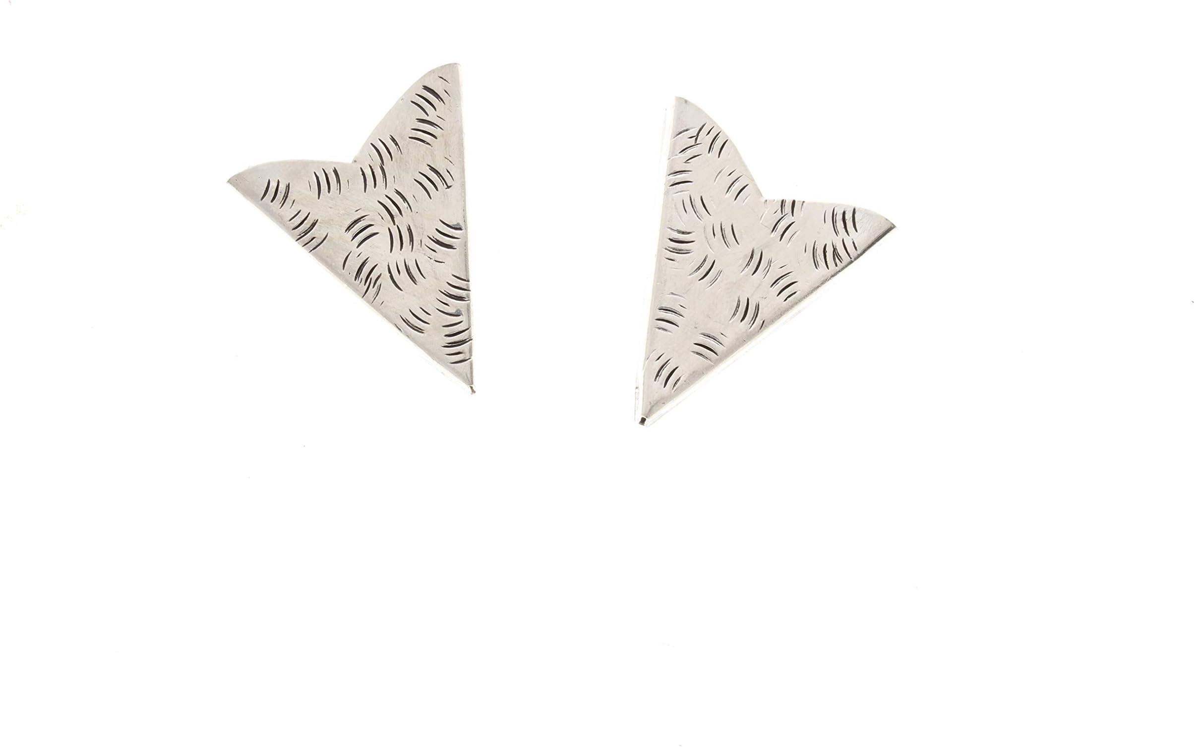HHH DesignTextured Silver Collar Tips - Silver Finish - Western Dress Shirt Collar Stays - For Men & Women