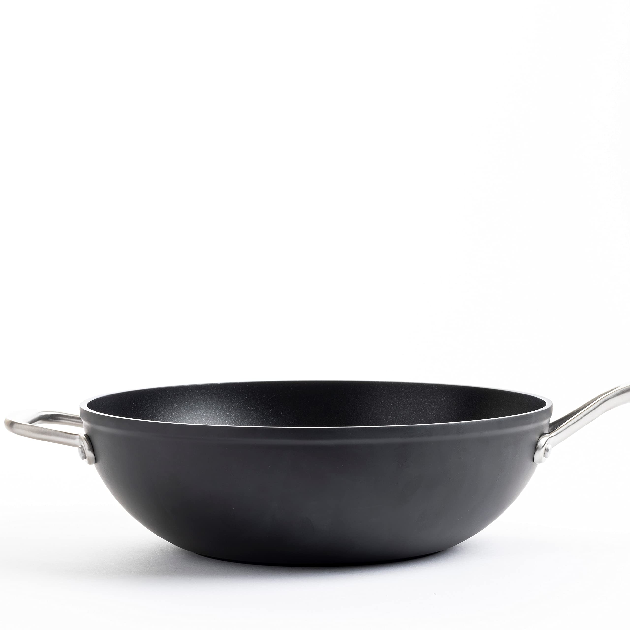 KitchenAid Forged Hardened Aluminium Padella Wok Antiaderente in Alluminio Forgiato Indurito, Adatto a Tutti i Tipi di Fornelli, Induzione, Forno e Lavastoviglie, 30 cm/5 litri, Nero