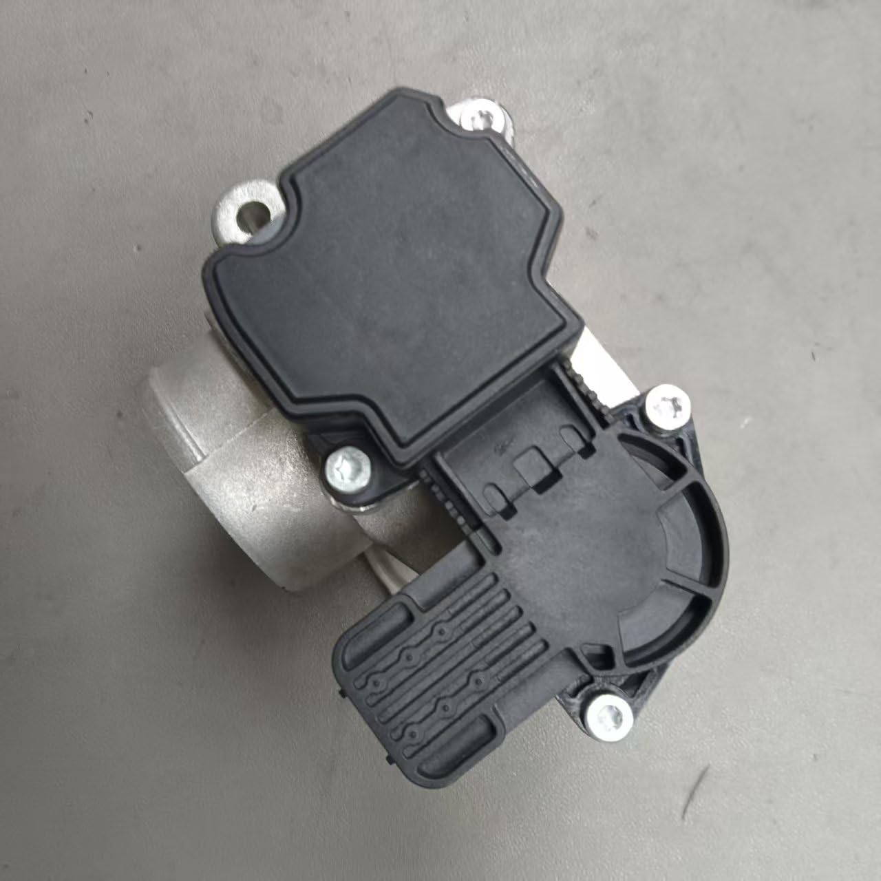Auto Drosselklappe 28168420 21116-1148010 271201532