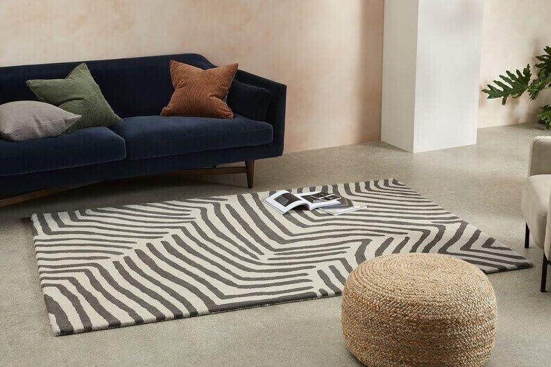 Grey & White Abstract Striped Area Rug 9x12 ft | Hand Tufted Modern Wave Pattern Carpet