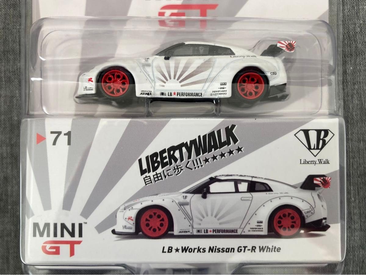 Amazon.co.jp: MINI GT mini-gt LBWorks LBWK GT-R R35 トイザらス限定  