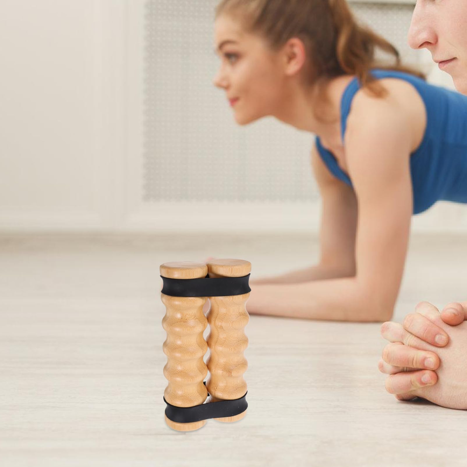 Fasce Elastiche con Manici in Legno, 2 Pezzi per Allenamento | 8 Fasce Incluse, Resistenza Regolabile, Design Portatile, Uso in Gym e Body Sculpting