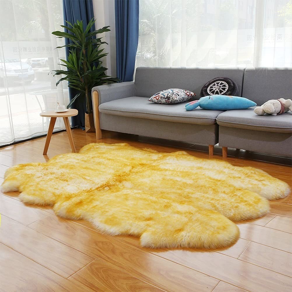 Grand tapis en peau de mouton véritable – Jeté en peau de mouton douce pour salon et chambre à coucher, 150 x 200 cm, couleur naturelle et confortable, décoration d'intérieur