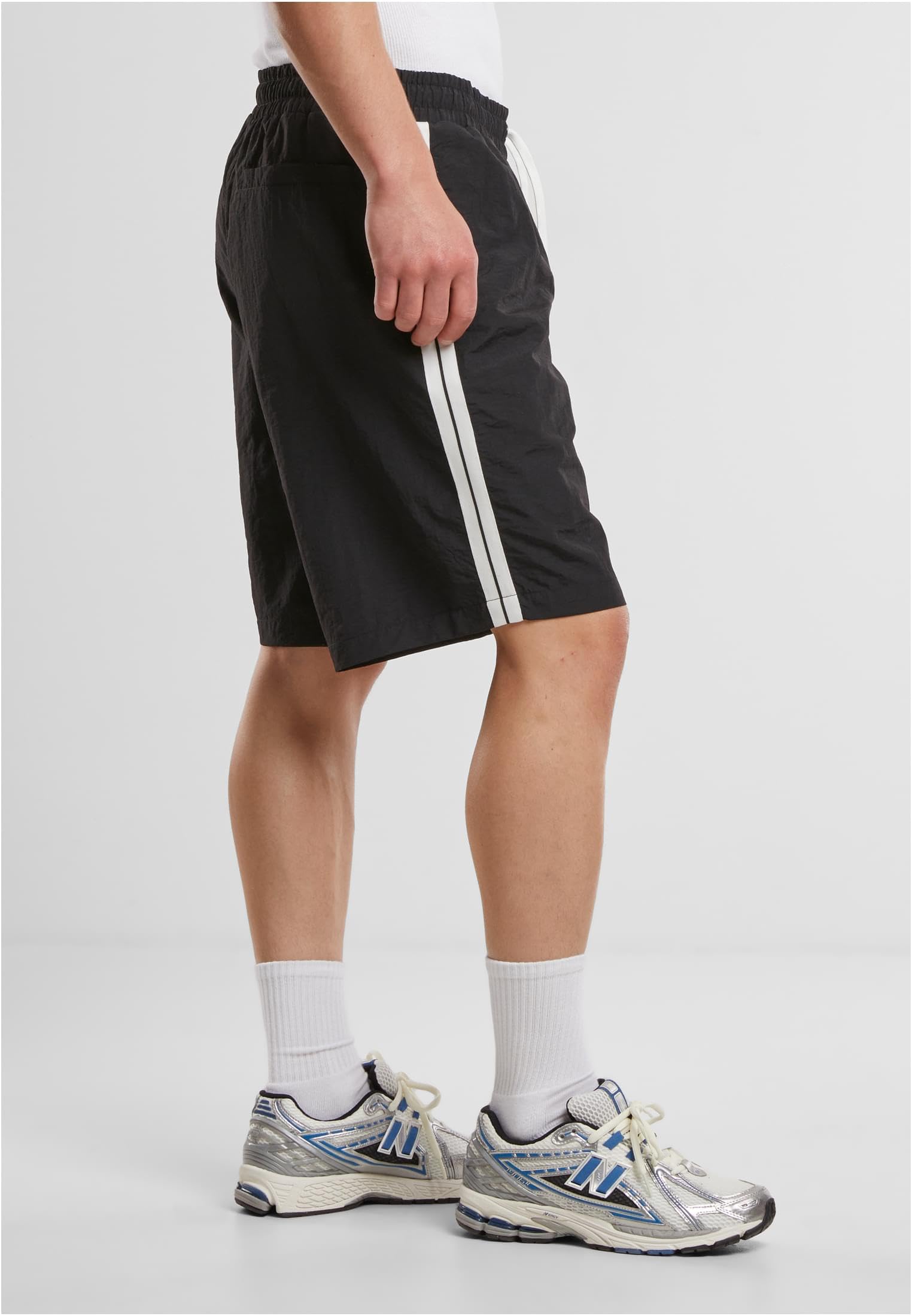 Urban Classics Pantalones Cortos con Franja parcheada Hombre Bañador Negro 100% Nailon