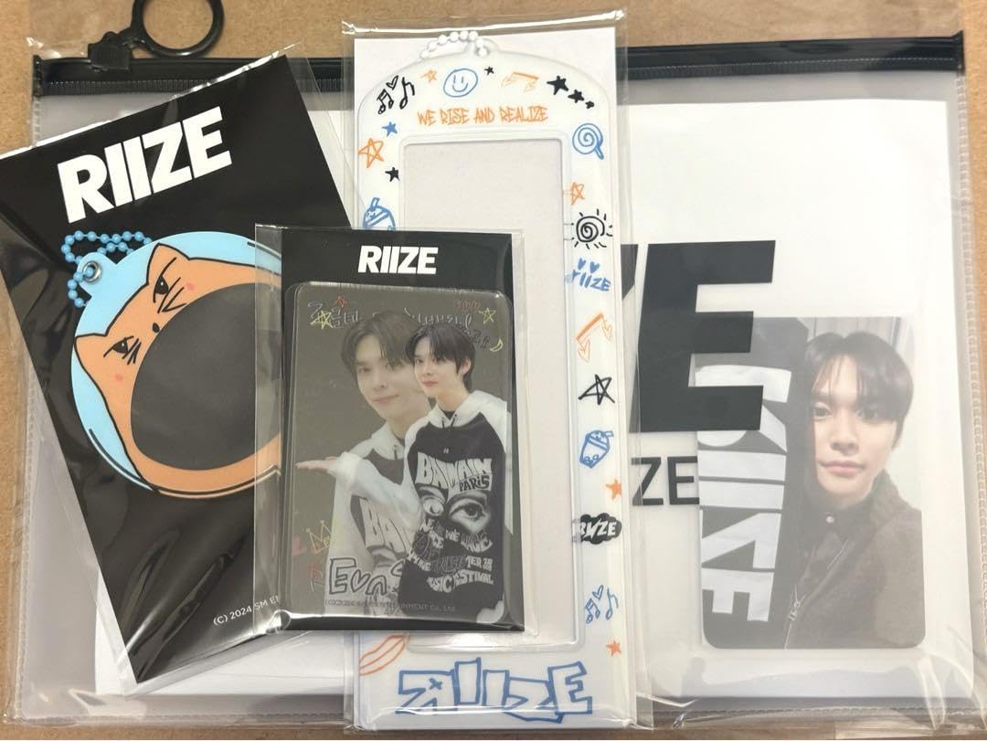Amazon.co.jp: RIIZE ウンソク ポップアップ グッズセット : ホーム 
