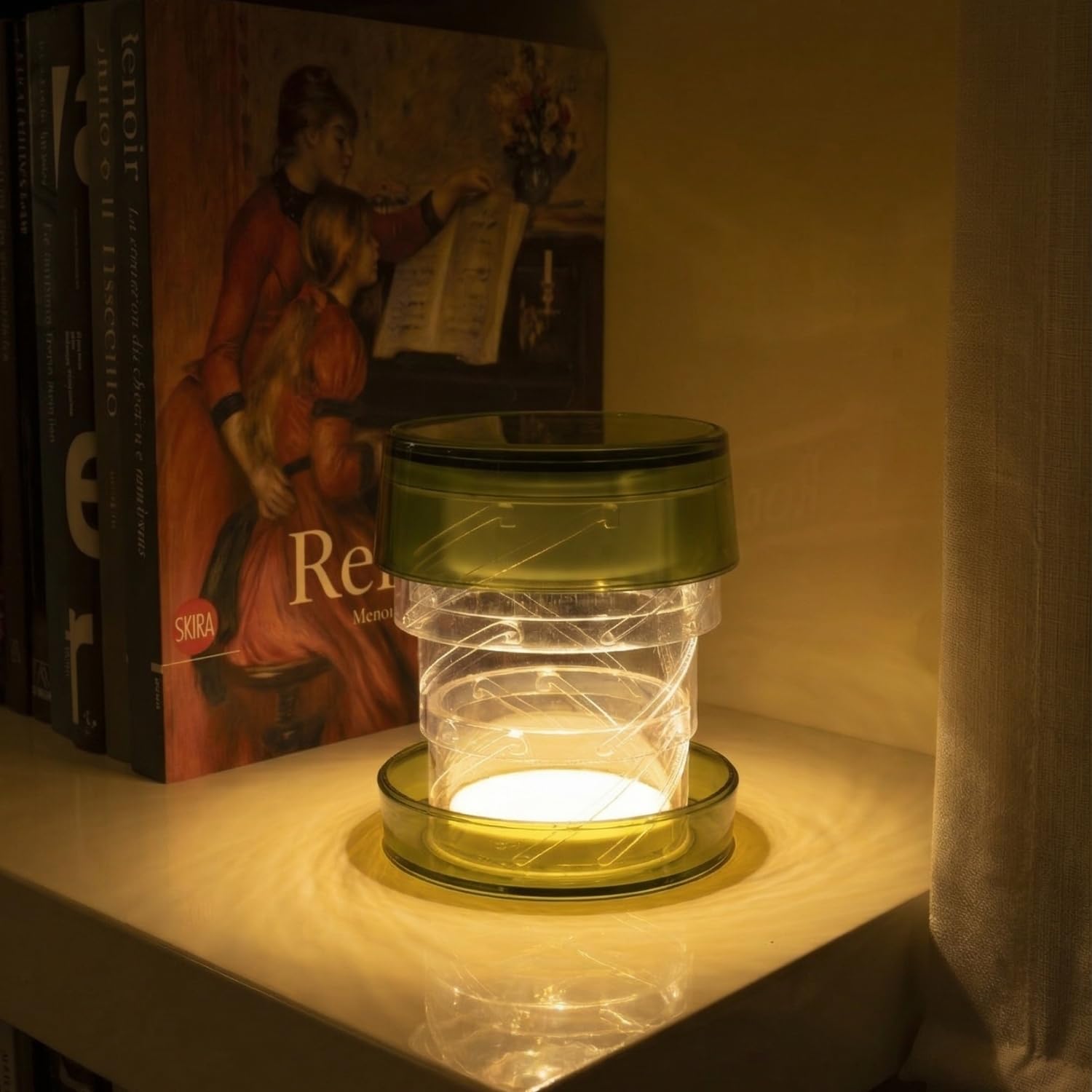 KUTYNA LaFlaminia, Lampada da Tavolo Ricaricabile Senza Fili, Prodotto di Design Made in Italy, Design Telescopico, LED, Altezza e Luminosità Regolabili, Batteria 4400mAh fino a 15 Ore, Verde