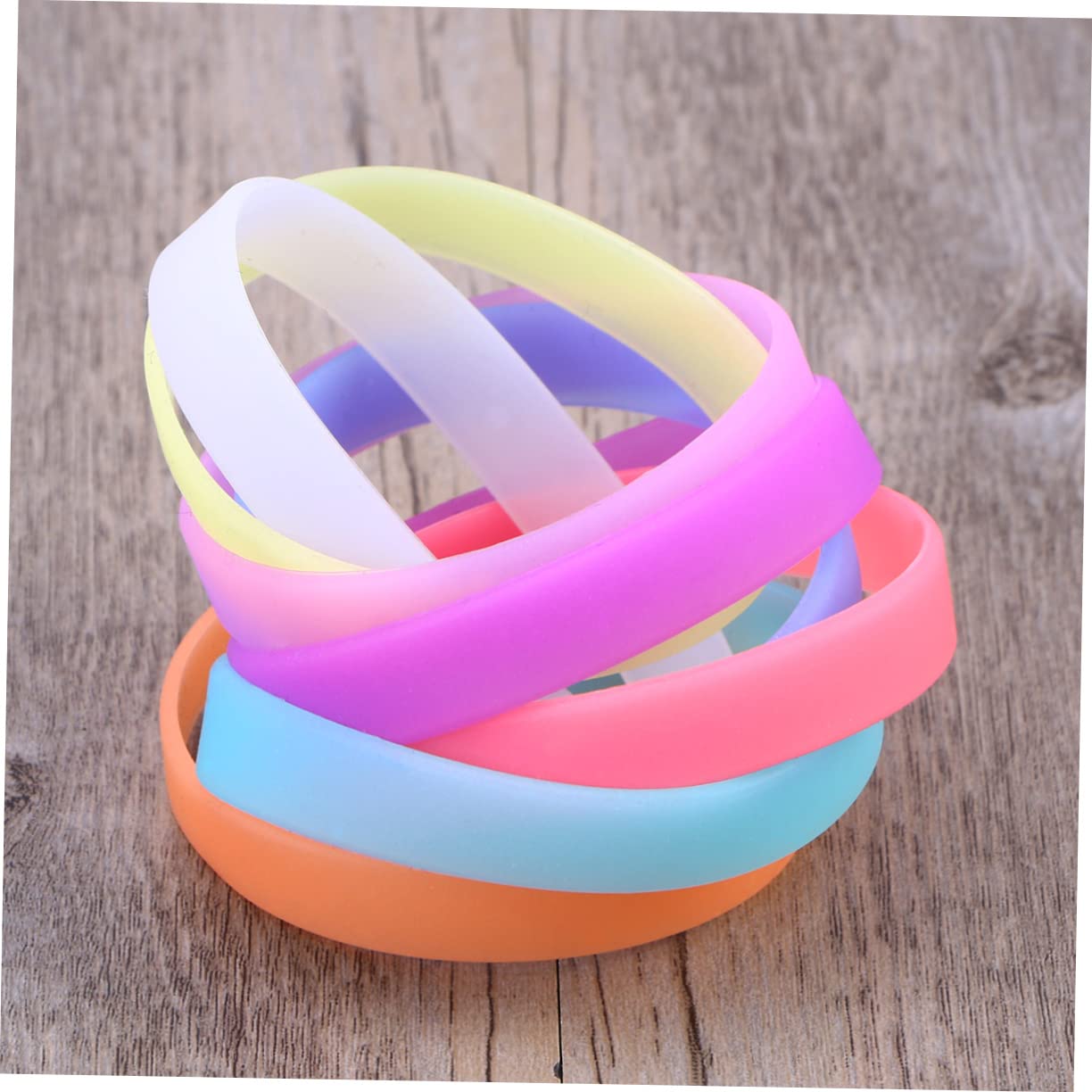 Ciieeo 48pezzi Braccialetti Luminosi Silicone Da Colorati Per Sport Feste e Scuole Accessori Comfort e Resistenza Per Adulti