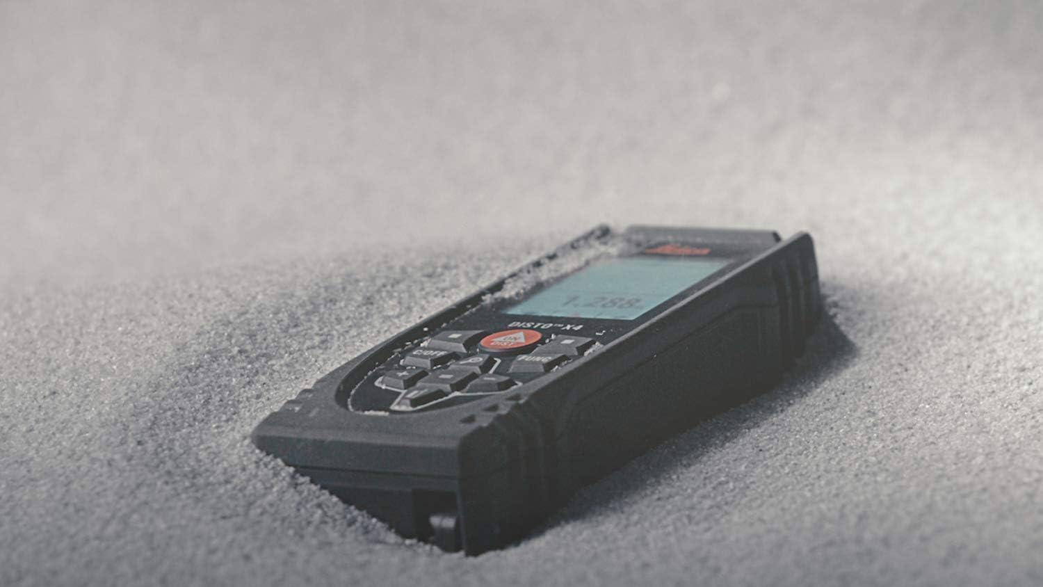 Distance Meter, 492ft Range, IP65 Waterproof, with Pointfinder Camera, Carrying Holster