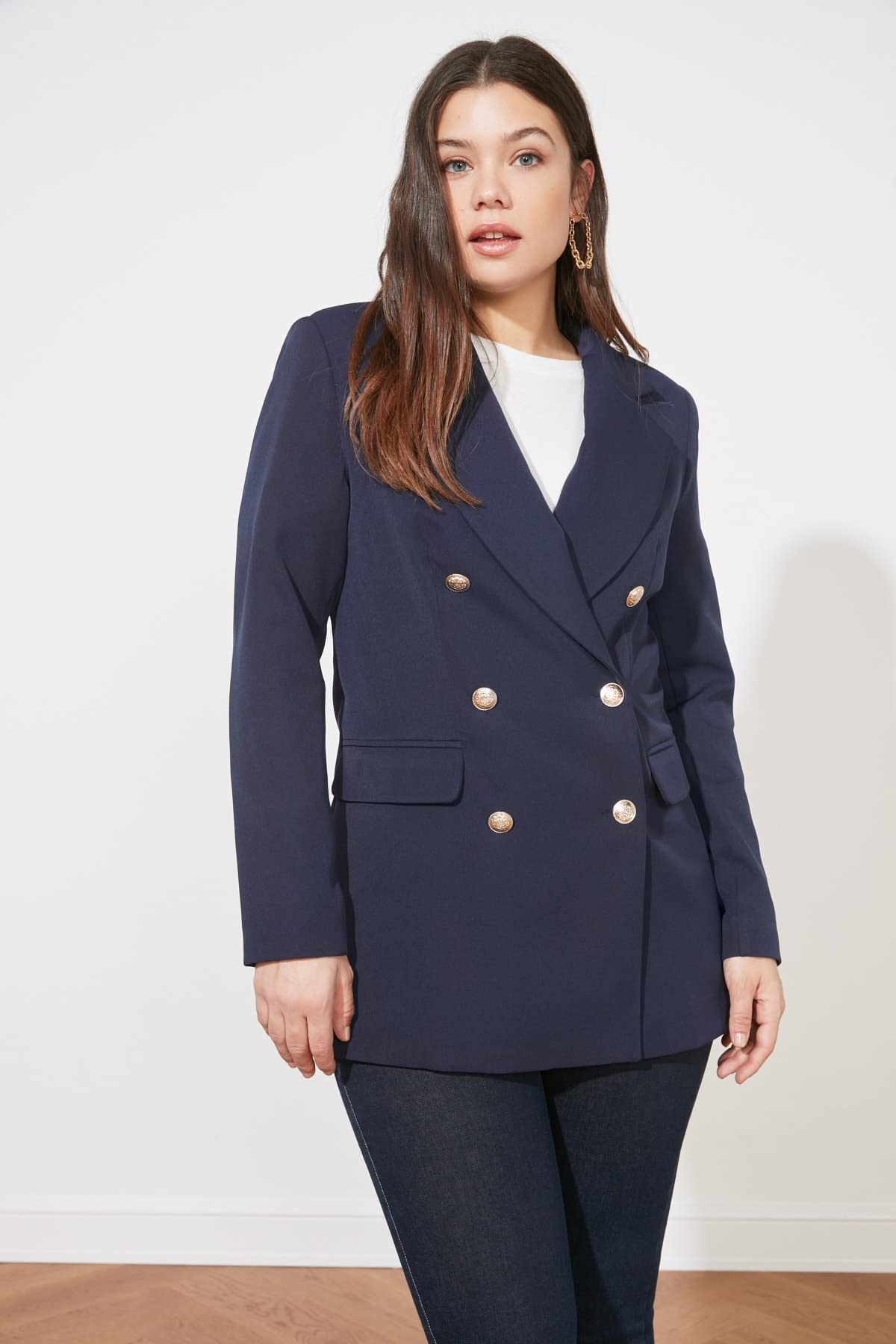 Trendyol Veste Blazer Surdimensionnée À Boutons Bleu Marine Trendyol Veste Blazer surdimensionnée avec Boutons Bleu Marine Femme (Lot de 1)