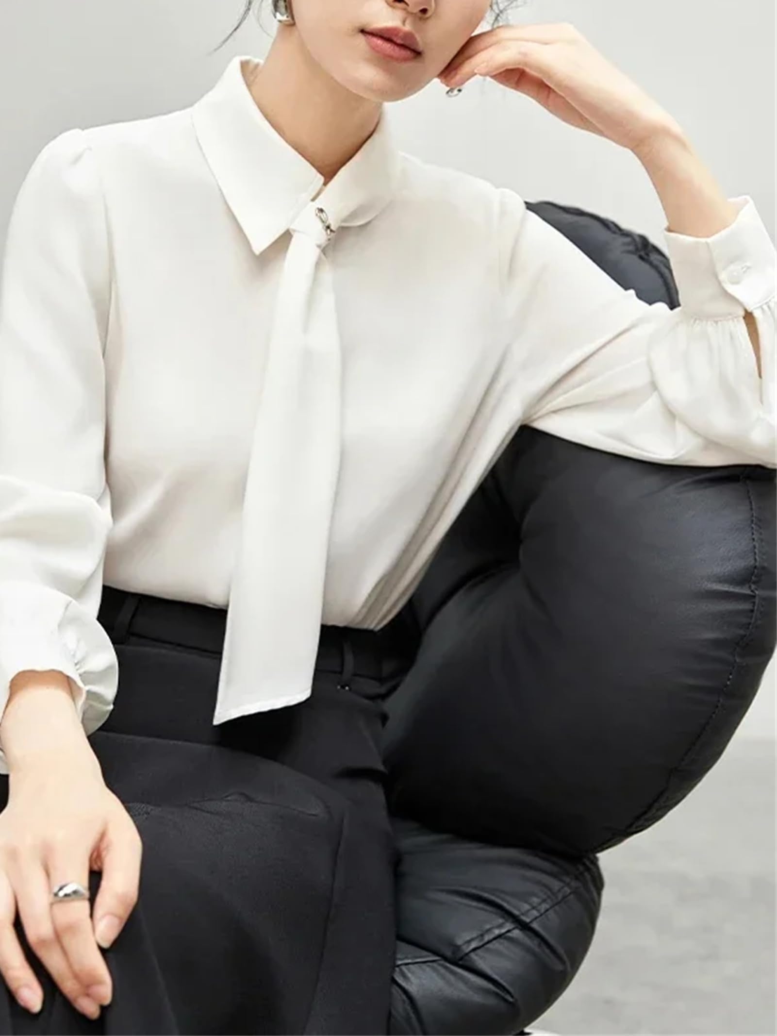 Blusa blanca de manga larga para mujer, informal, con solapa, color liso