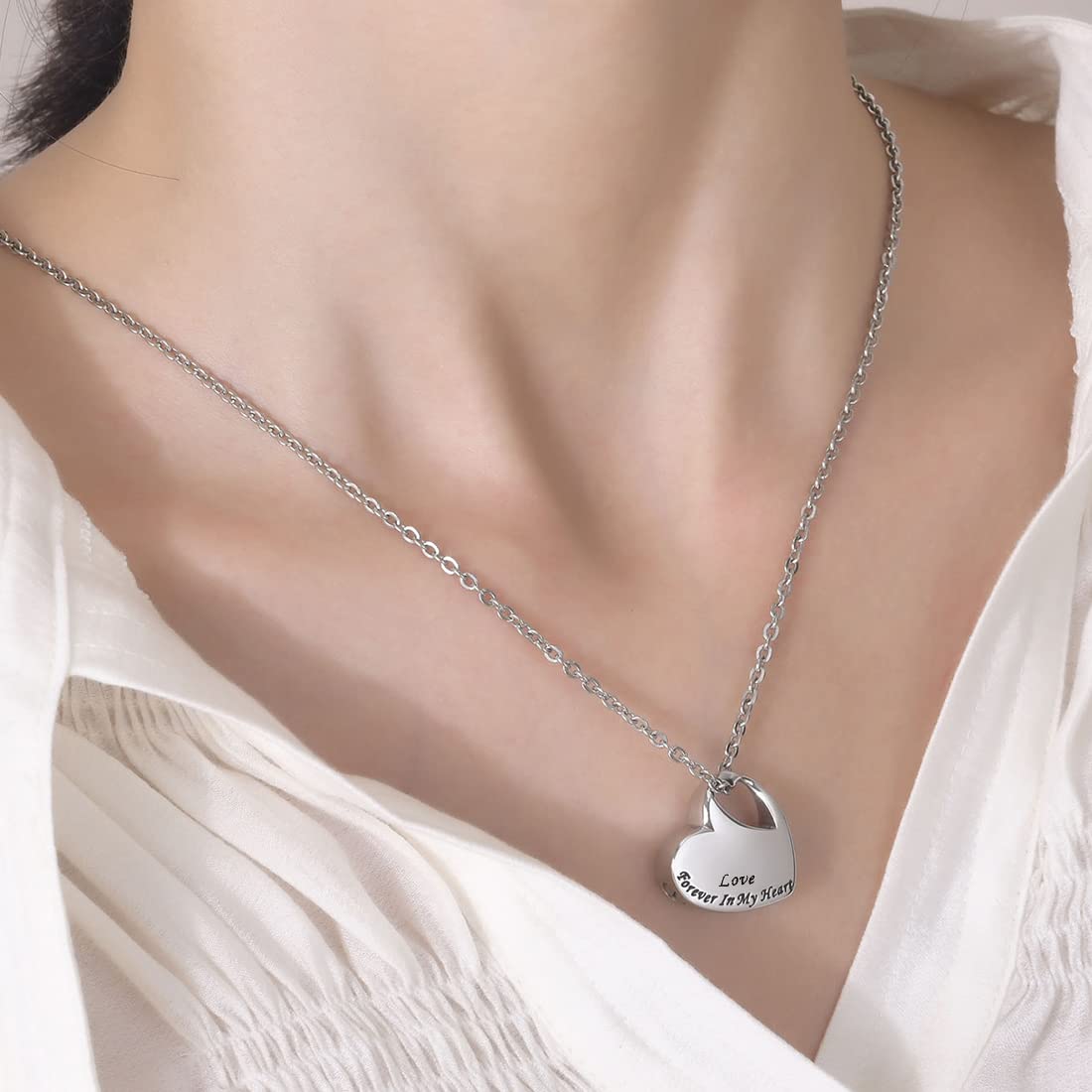 TILOVE - Collana da donna personalizzata con ciondolo a forma di cuore contenente un messaggio d'amore per tua figlia, firmato da mamma | Idea regalo per compleanno, Natale, festa della mamma, 42
