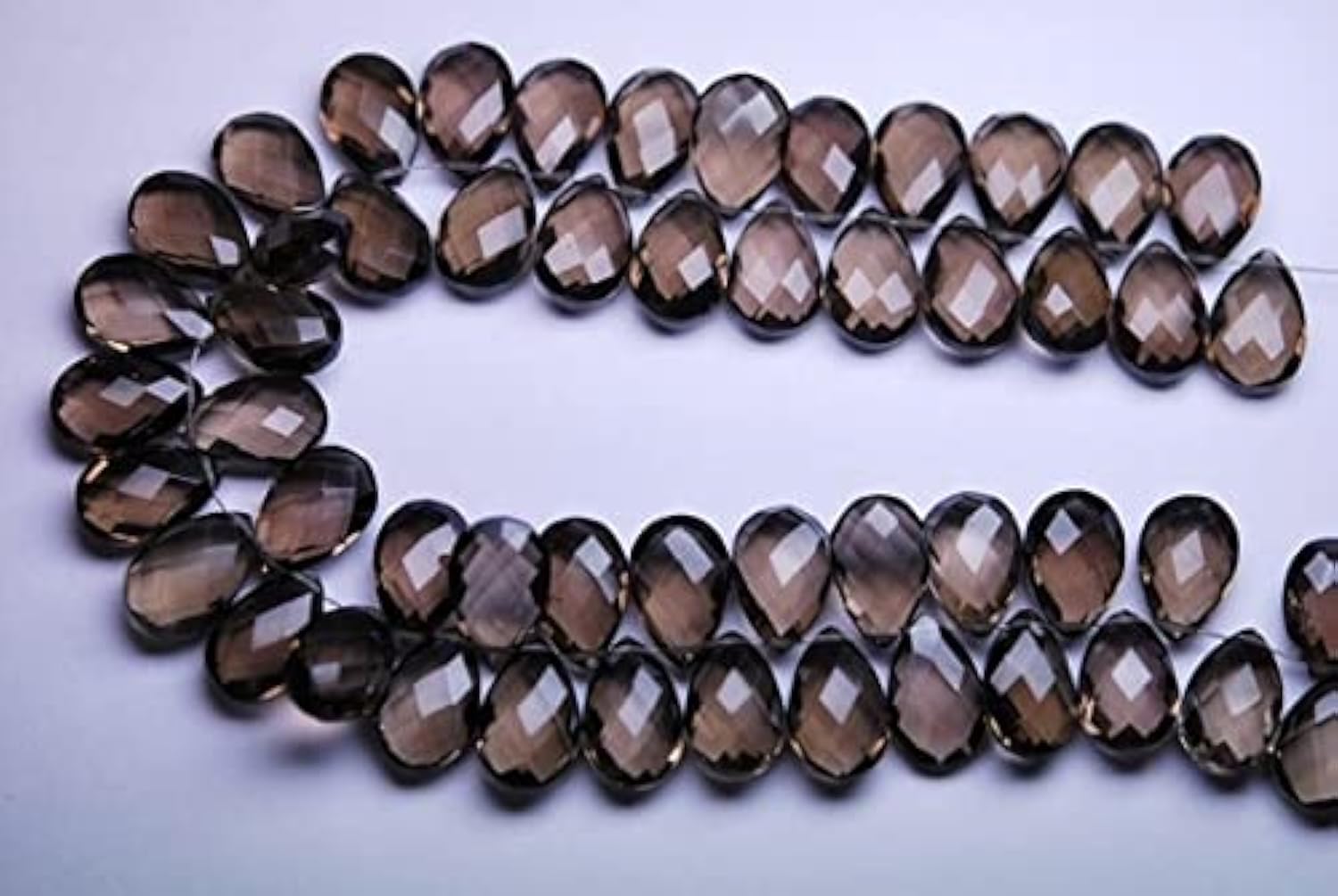 Quartz fumé facetté en poire de haute qualité pour la création de bijoux fins