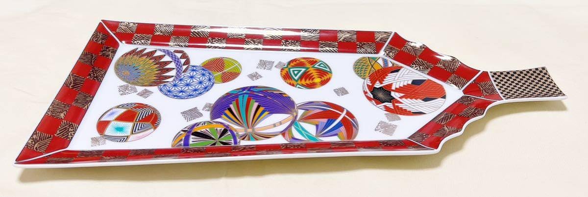 Amazon.co.jp: 前畑陶器 庫山窯 金彩 染錦 色絵手まり 羽子板大皿 36cm 