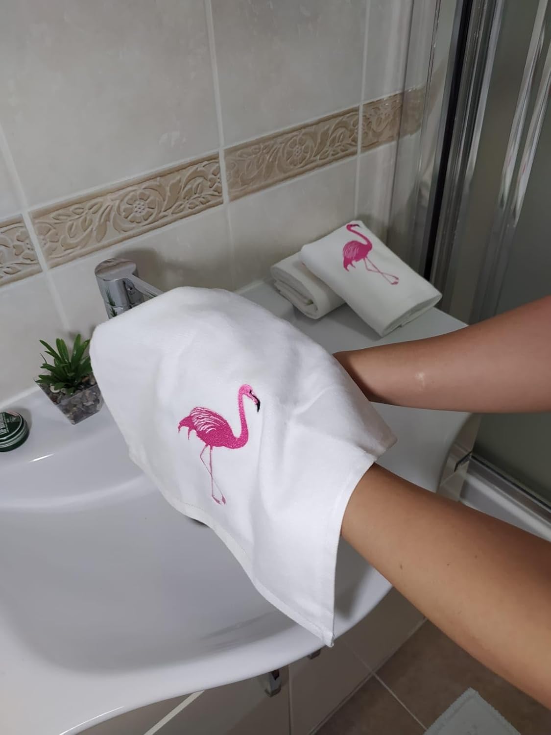 100% Cotton Terry Velour Flamingo Fingertip Towel Set 3 Pack,Super Soft Premium Small Hand Towels, Highly Absorbent Fingertip Towels. Ideal for Bathroom & Kitchen, Quick Dry - Dish Towels(3,White 1)
