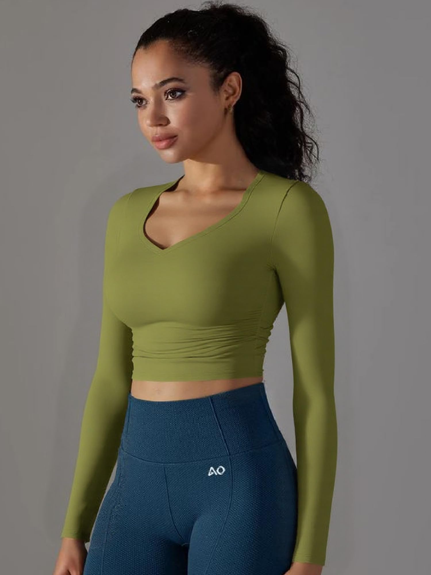 Women's Lined V Neck Crop Tank Tops Basic Long Sleeve Shirts Casual Slim Breathable Quick-Dry Pullover Tee Activewear