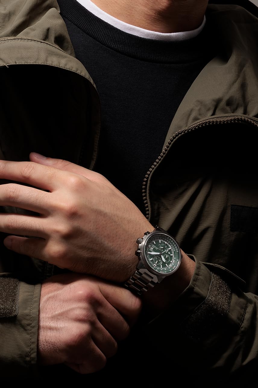 Citizen Promaster Sky Herrenuhr Edelstahl, Grün, 41 mm, AT8304-57W | Analog Chronograph | Saphirglas | 20 bar Wasserdicht | 180 Tage Gangreserve | Stoppuhr: Max. 60 Min, Tag/Datum