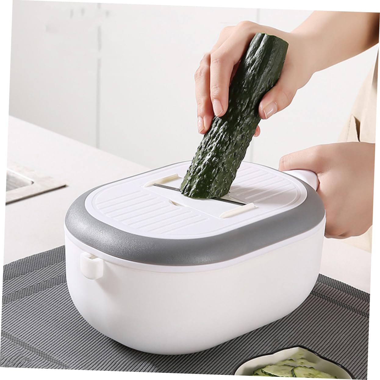 KICHOUSE Multifunction Vegetable Chopper Slicer Egg Grater 6 Stainless Steel Blades