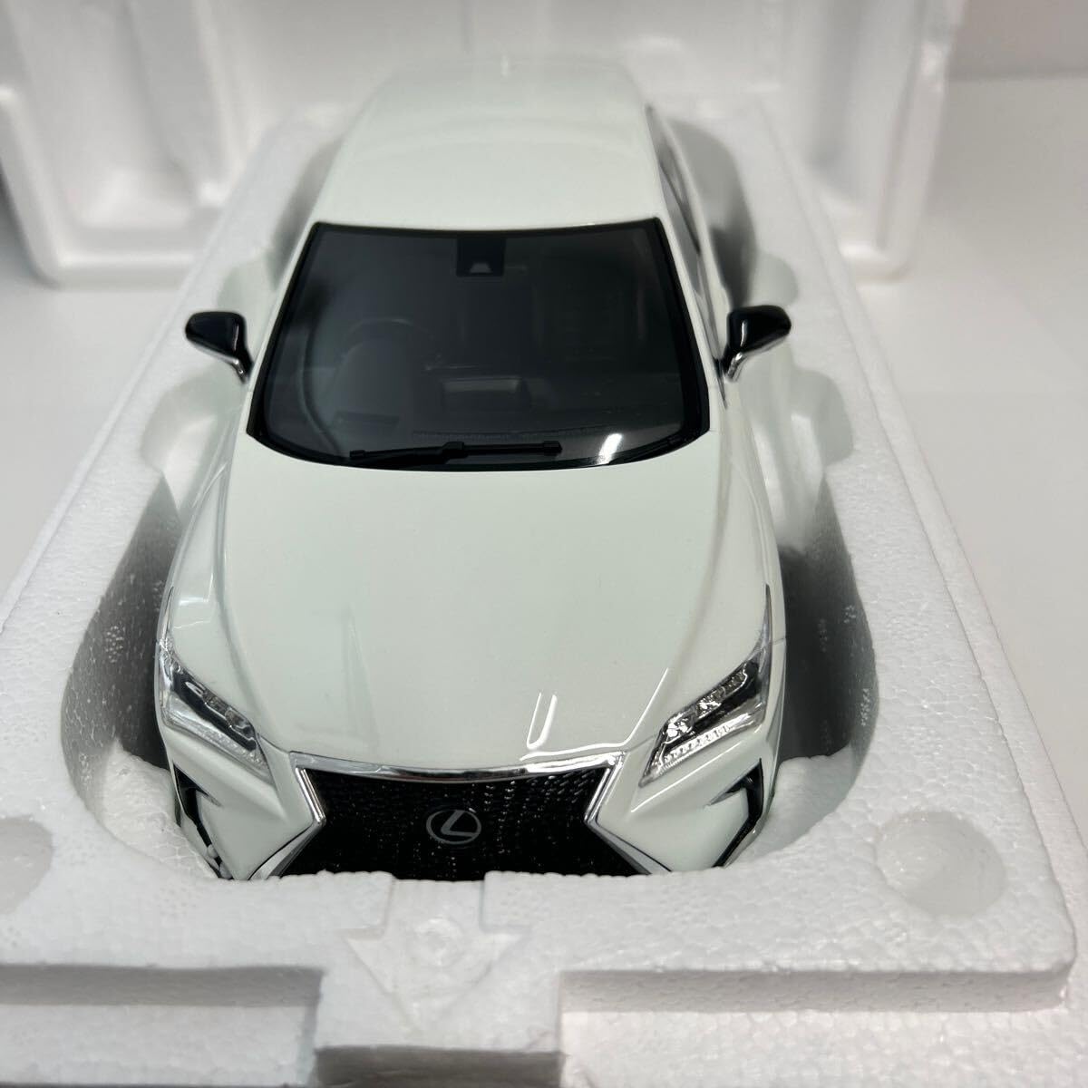 Amazon | KYOSHO samurai 1/18 RX200t F SPORT White 京商 サムライ 
