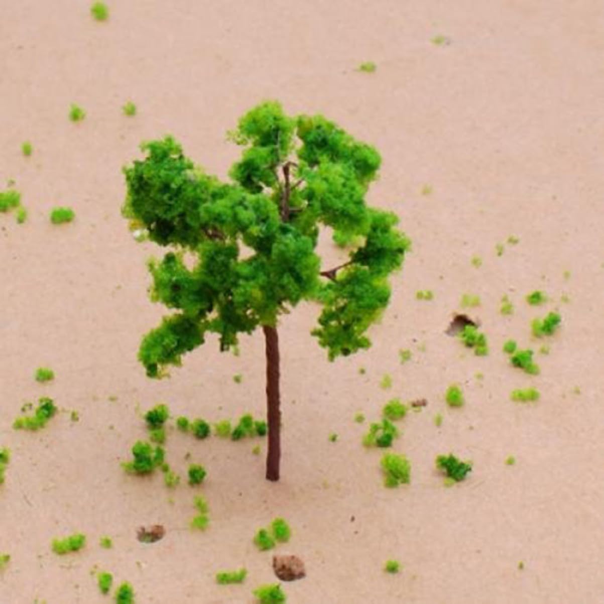 Gadpiparty 75pezzi Alberi Miniatura Verdi Per Modellismo Decorazione Paesaggistica Per Diorami e Treni Materiale Per Casa e Ufficio