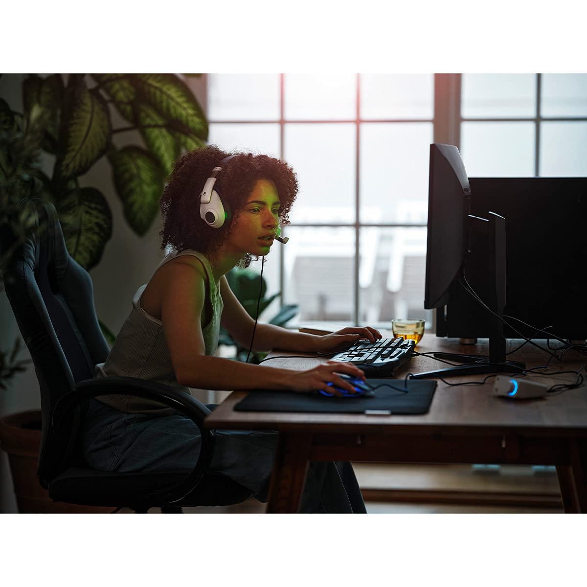 EPOS Audio H3 - Auriculares acústicos Cerrados para Juegos con micrófono con cancelación de Ruido, Plug & Play, Alrededor de la Oreja, Ajustables, ergonómicos, para PC, Mac, PS4, PS5, Switch, Xbox,
