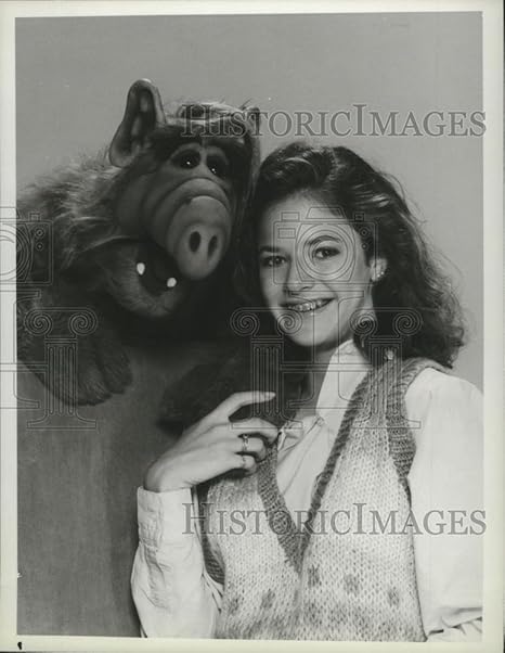 Amazon 1986押しフォトアンドレア エルソンas Lynn Tanner Withシリーズstar Alf Spp キッチン用品 オンライン通販