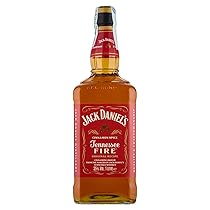 Jack Daniel’s Tennessee Fire – Whiskey con Liquore alla Cannella, Liquore Americano dal Gusto Intenso e Speziato, Aroma di Cannella Piccante, 35% Vol., Bottiglia in Vetro da 100 cl