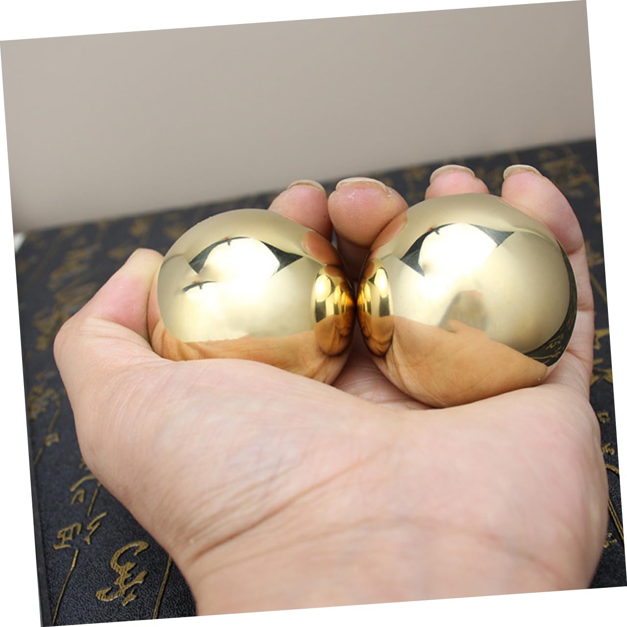 Handmassagebälle 1 Paar aus Messing, Goldene Handrollkugeln