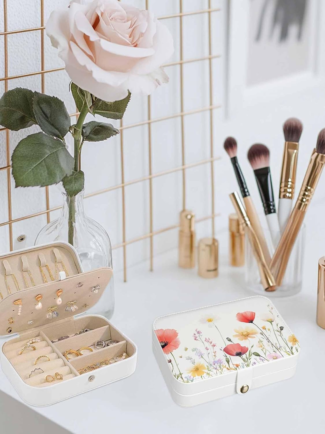 Travel Jewelry Case, Watercolor Wild Flowers Florals Plants PU Leather Organizer Box Portable Small Storage Decorative Case for Ring Necklace Earring Gift for Girl Women image 5