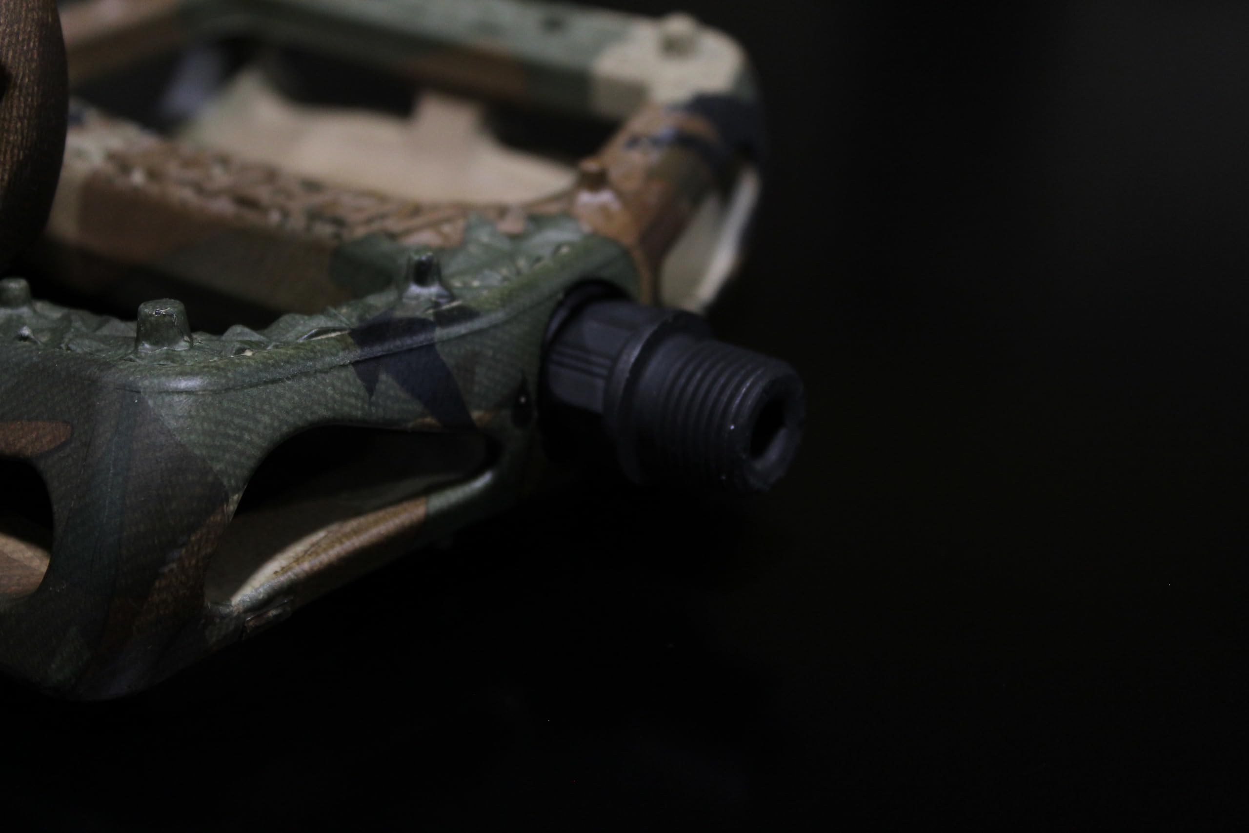 Eastern Bikes Facet Bike Pedals 9/16" - High Grip, Fiber-Reinforced Plastic & Chromoly Axle, for BMX, MTB & Kids Bikes - Multiple Colors