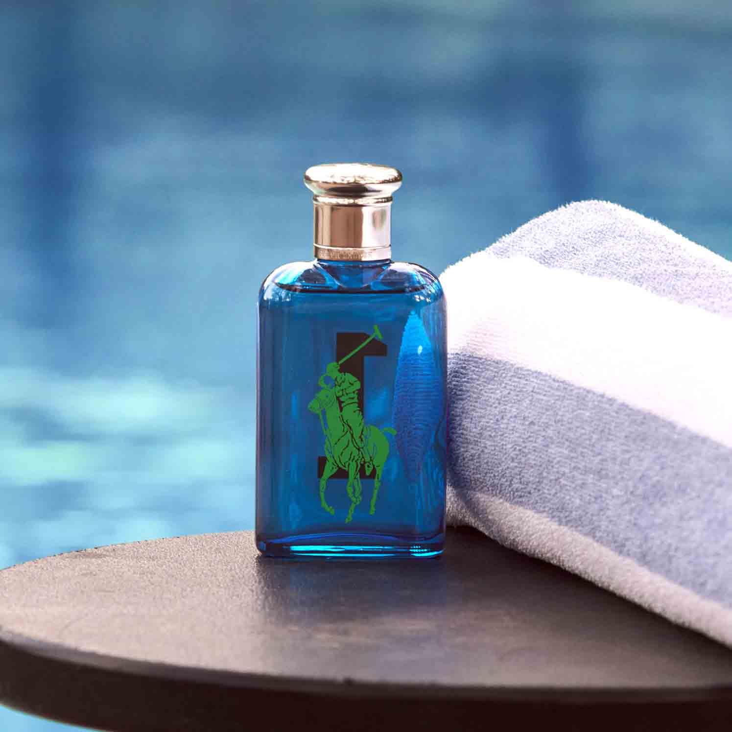 Ralph Lauren Big Pony Blue Eau de Toilette Uomo, Profumo Uomo Legnoso e Agrumato, Fragranza Aromatica e Raffinata, Note di Lime Dolce e Pompelmo, A Lunga Durata, Profumo di Lusso da Uomo