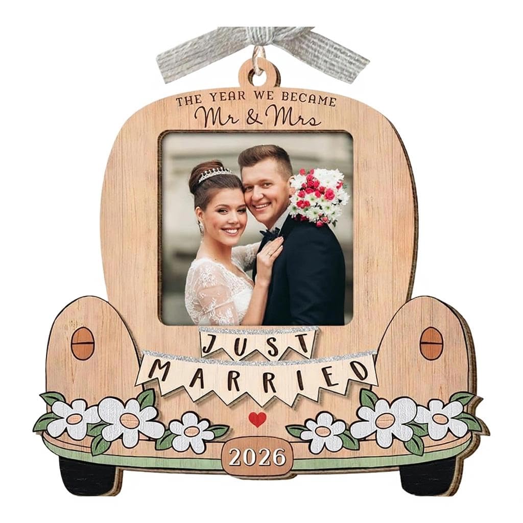 Wooden Wedding Car Ornament Couples Married Ornament Pendant Decoration 2026 Bride and Grooms Couples