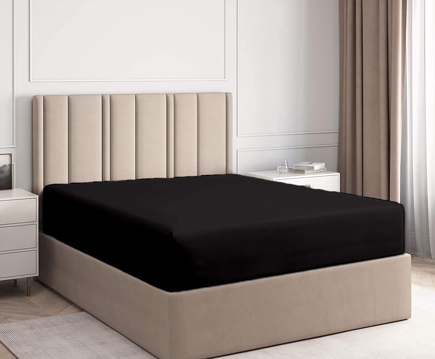 100% Egyptian Cotton Fitted Sheet 1 Piece, 400 Thread Count Long Staple Cotton Fitted Bed Sheets, Sateen Weave 40 cm Deep Pocket Bottom Sheets - Black Solid, Double Size.