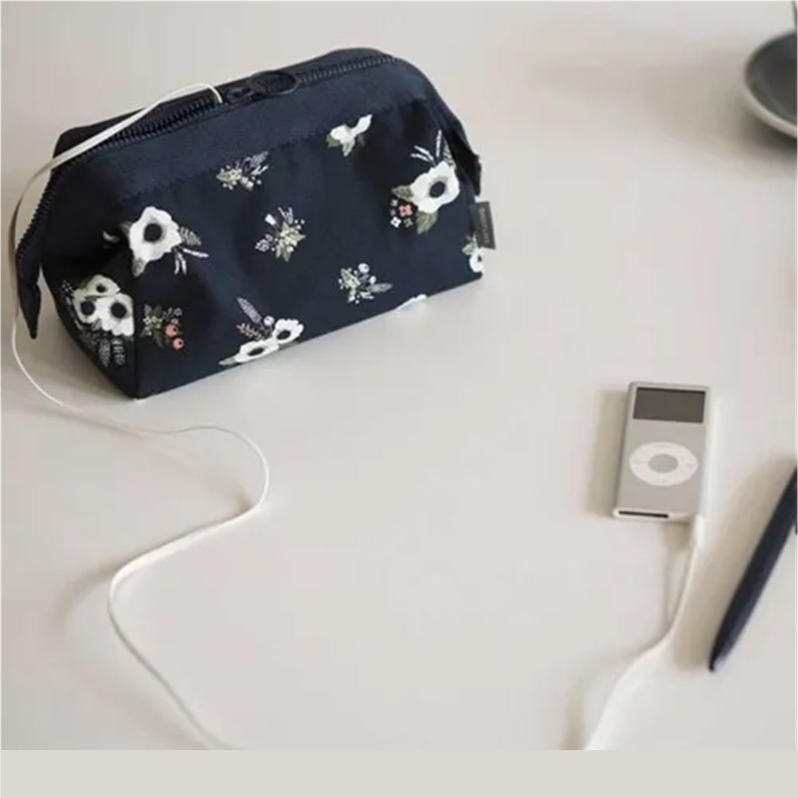 Neceser De Viaje Bolsa de cosméticos portátil for artículos Diversos de Viaje, estéreo, Multifuncional, Creativa, de Gran Capacidad, Neceser for Mujer para Viajes(Black Color Flowers)