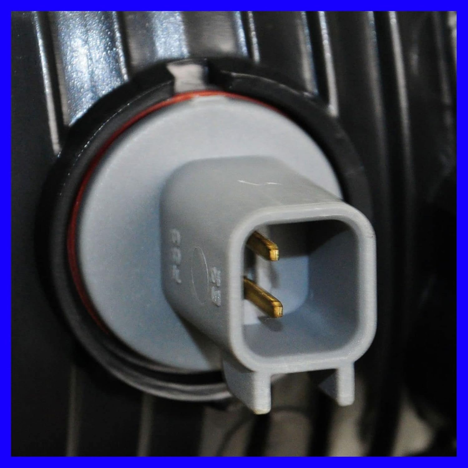 TRQ Driver Side Tail Light Assembly Compatible with 2005-2015 Nissan Armada NI2800177