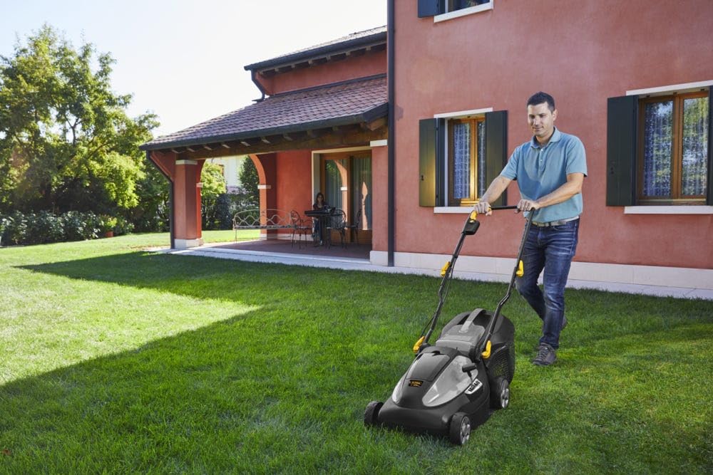 Alpina AL 3820 Li Kit Tagliaerba A Batteria, 2 Batt. 4 Ah + Caric., 38 Cm – Sacco 40 L, Regolaz. Central. 6 Posiz. – Ideale Per Giardini Compatti