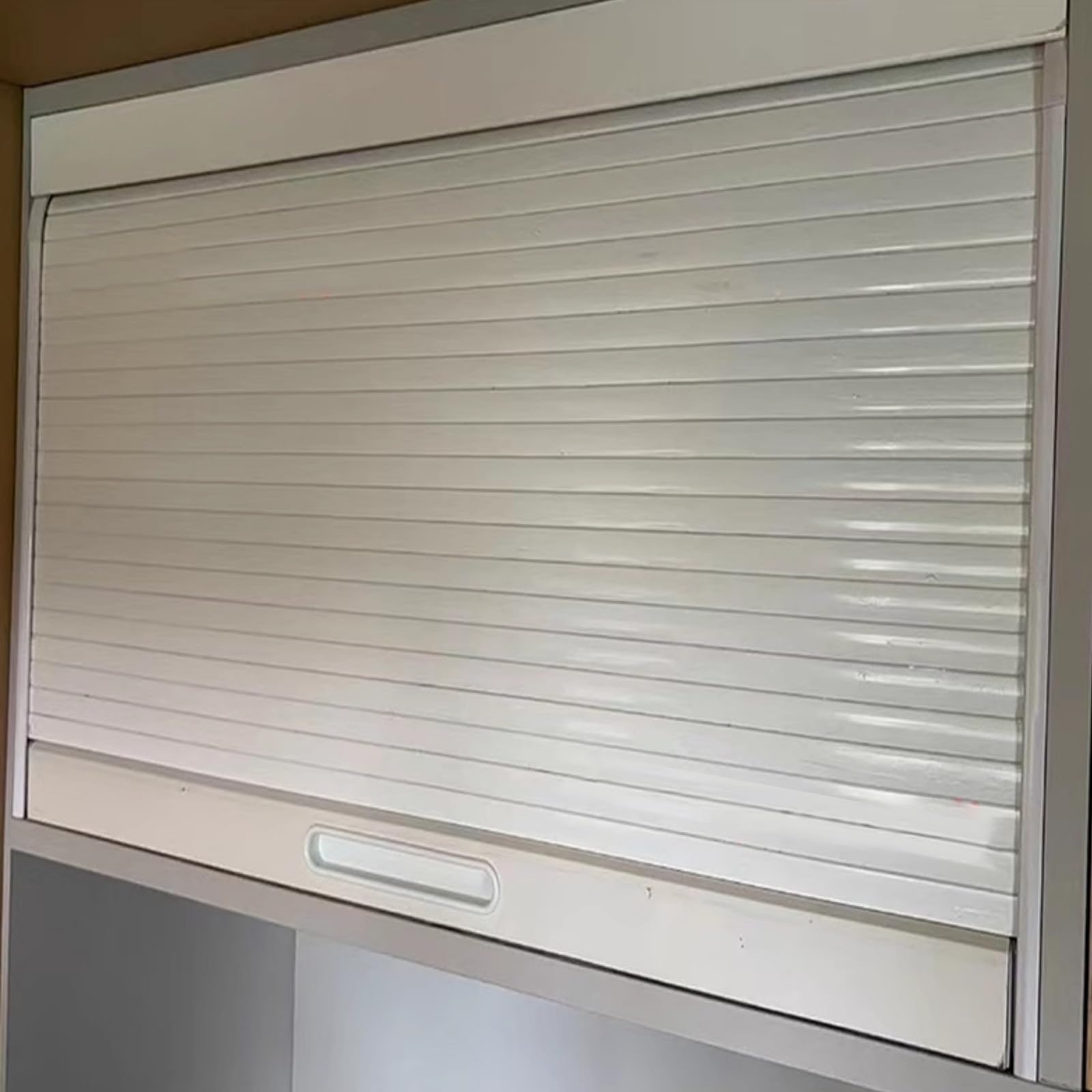 Zestaw drzwi tambour, biały, z szyną, opuszczane metalowe listwy, drzwi przesuwne do szafek ściennych/garażu na sprzęt AGD/pojemników(66x35cm)