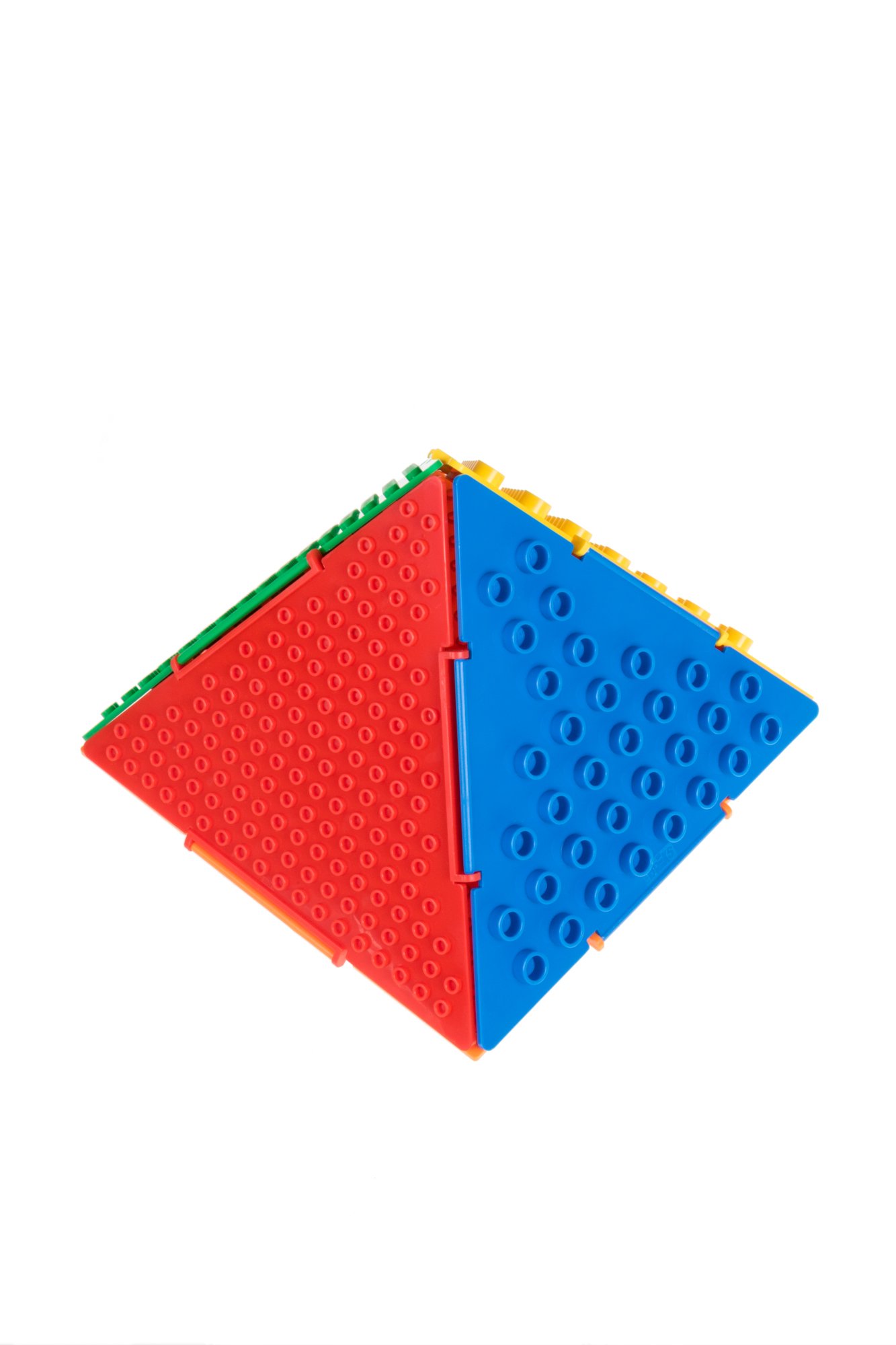 Strictly BriksThe Pyramid Baseplates Patent Pending 3D Play Building Set | Compatible with All Major Brands | 1 Square, 4 Triangle Plates | Double Sided for Large & Small Bricks | Basic Colors