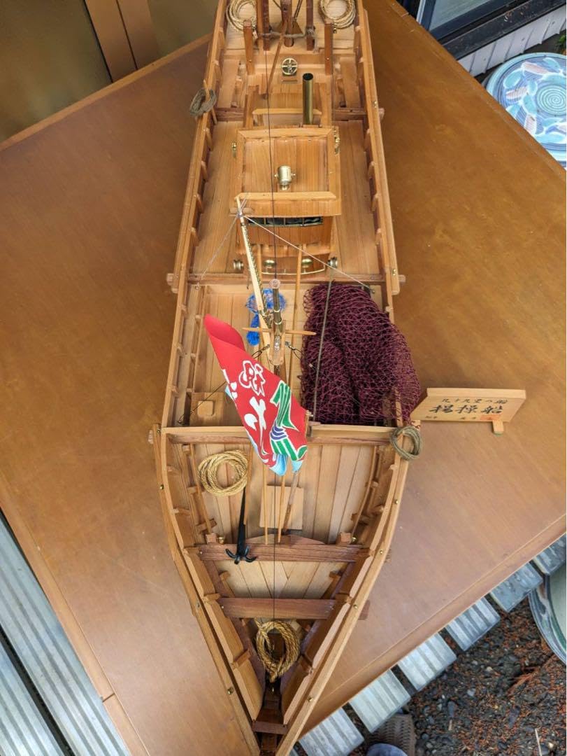 Amazon.co.jp: 漁船の模型 九十九里 木造 岩井氏作 全長84cm奥行27cm高  