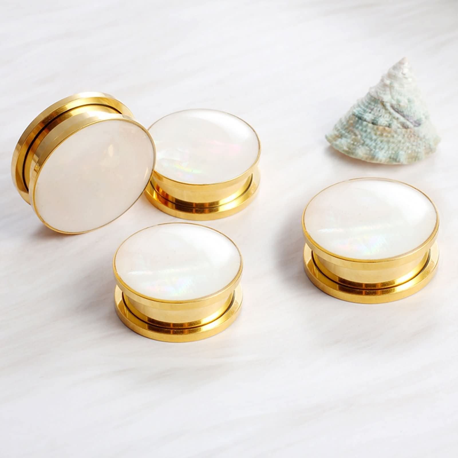 Daesar Plugs 6-16MM Edelstahl, Ohr Tunnel Set Gold Rund mit Weiß Muschel Ohrringe Piercing Ohr Plug Tunnel für Damen